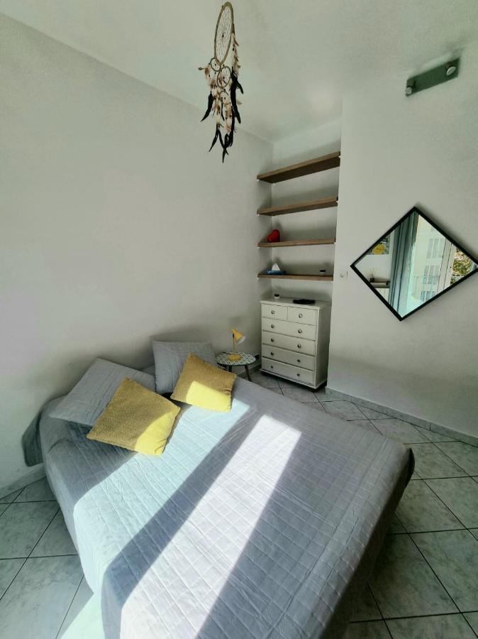 Apartamento La Caisserie Vieux-Port / Une Chambre Et Balcon Marsella Exterior foto